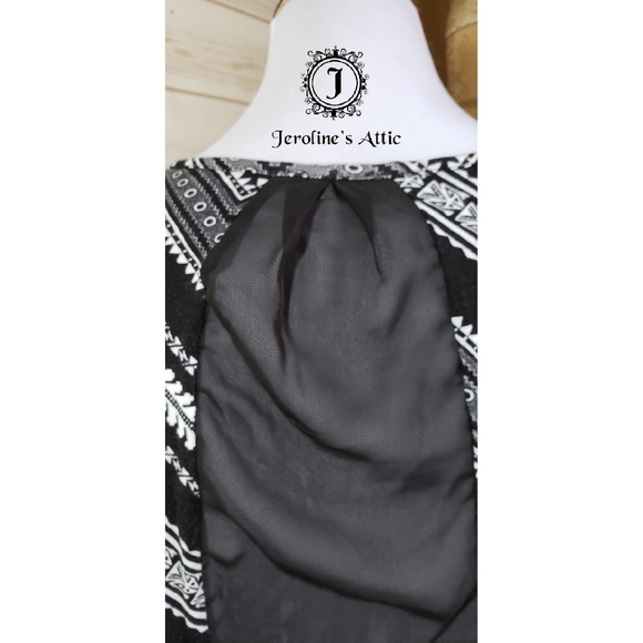 SOLD - Picture 4 of 6